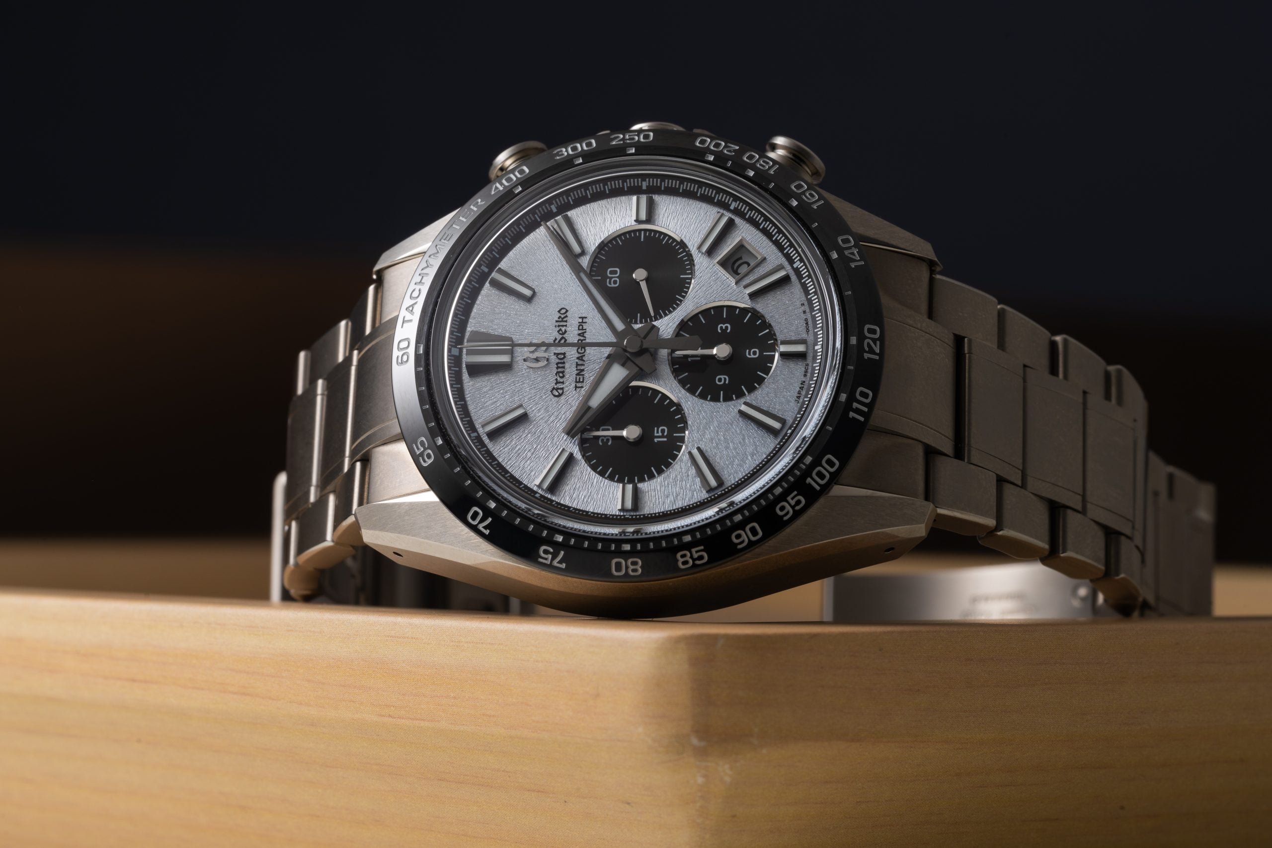 feature-row__image